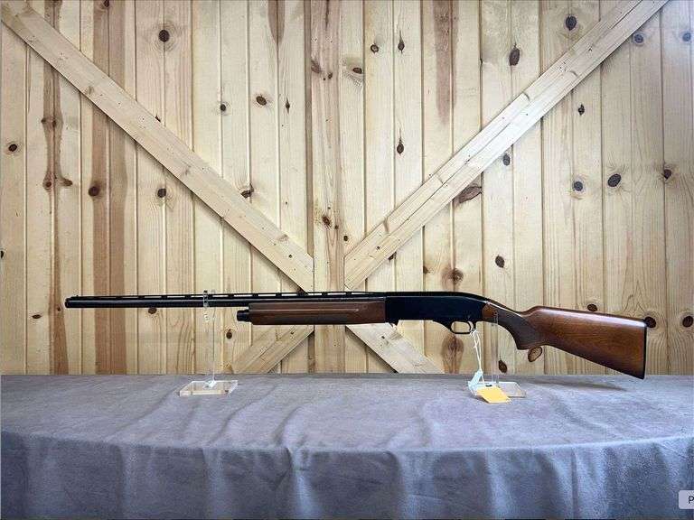 Winchester Model 1400 12 Gauge  Semiauto Shotgun image
