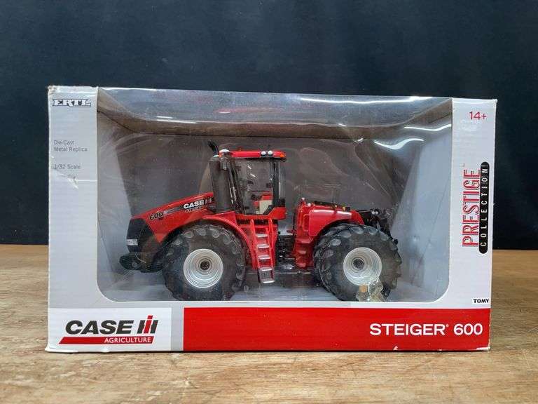 1/32 Case-IH Steiger 600 Prestige NIB Ertl image