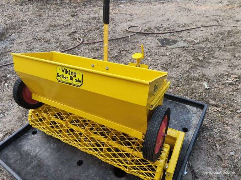 Viking Roller Blade Cedar image