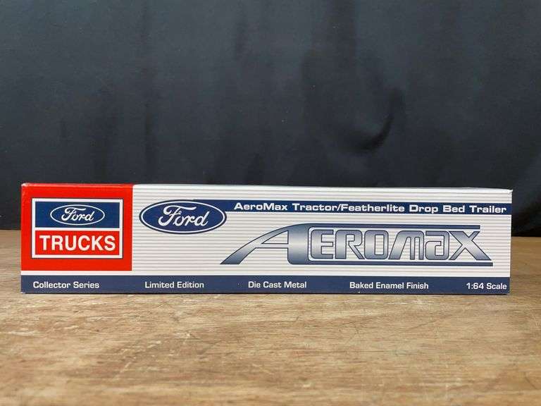 1/64 Ford Aeromax Farm Journal Semi NIB SC image
