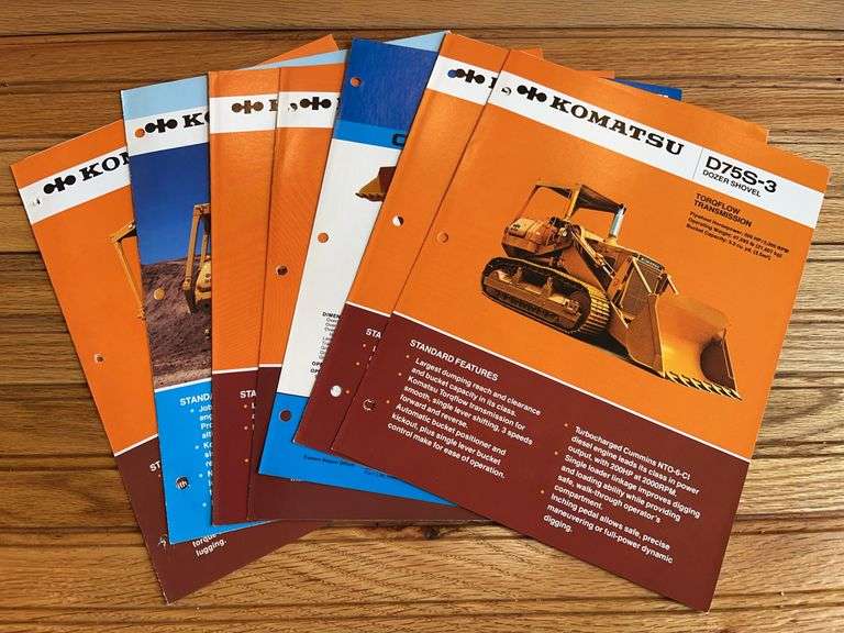 (7) Komatsu Crawler Loader Sales Literature image