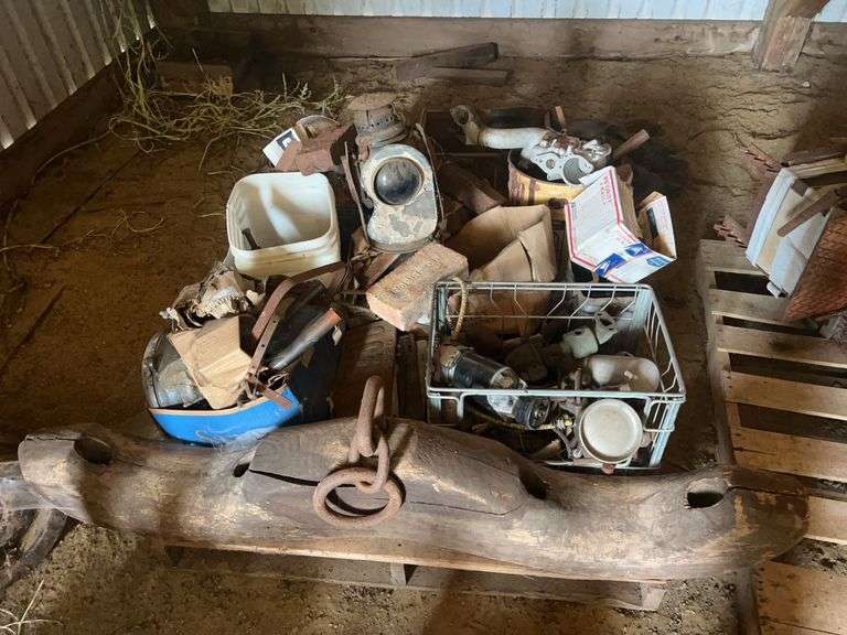 Pallet Of Miscellaneous Antiques And Parts image