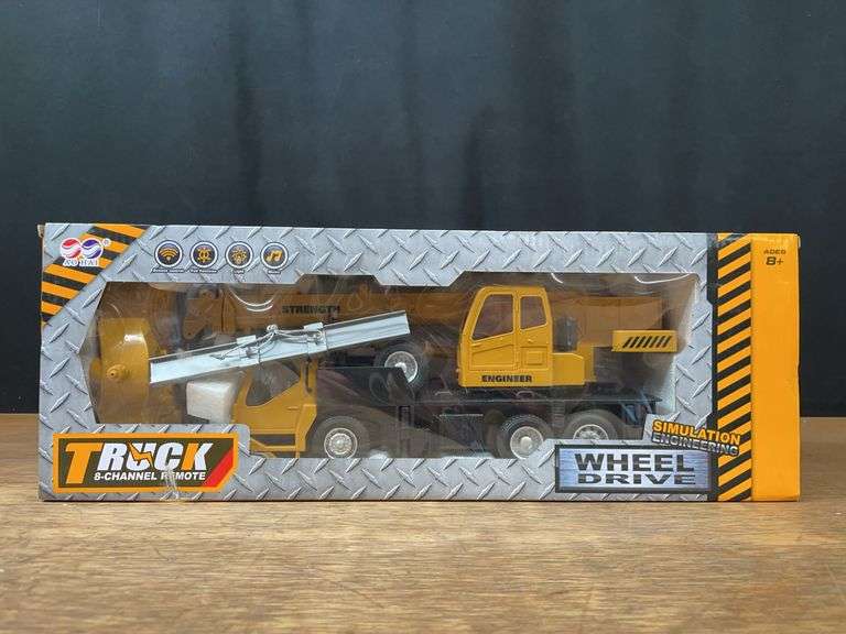 Crane RC Truck NIB image