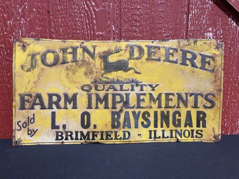John Deere Quality Farm Implements SST Sign image