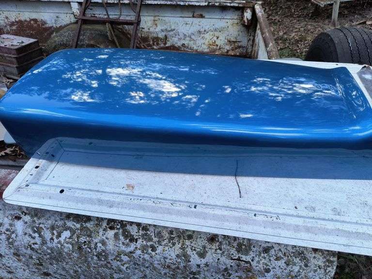 John Deere Blue Spruce Patio Hood image