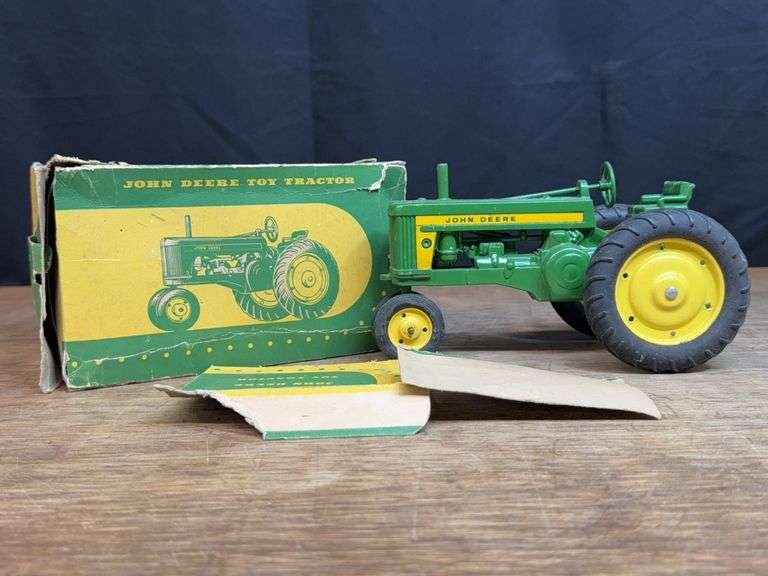 1/16 John Deere 620 Ertl image