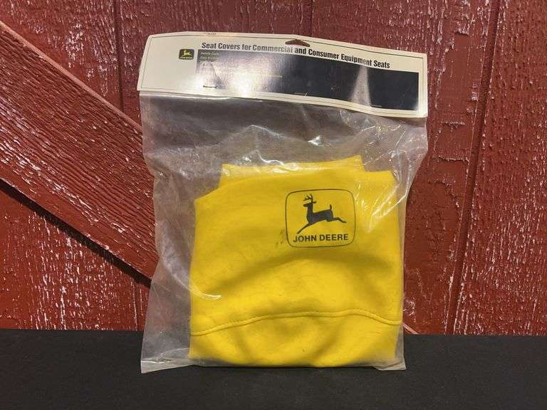 John Deere L&G Seat Cover image