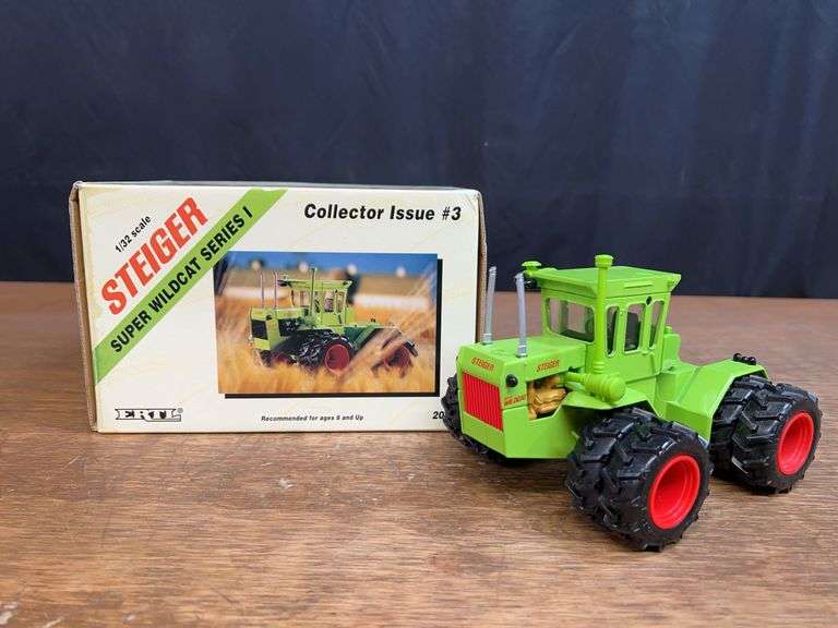 1/32 Steiger Wildcat Collector NIB Ertl image