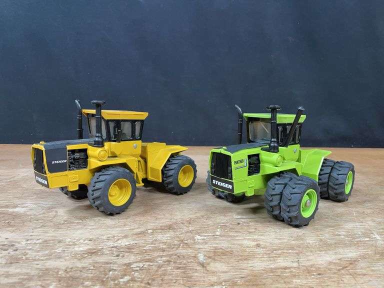 (2) 1/32 Steiger Panter + Industrial Ertl image