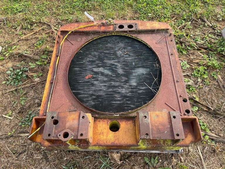 Caterpillar Radiator image