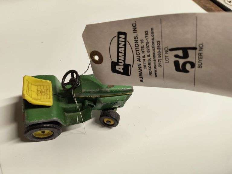 1/16 John Deere 400 Lawn & Garden Tractor Ertl image