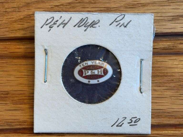 P&H 10 Year Service Pin image