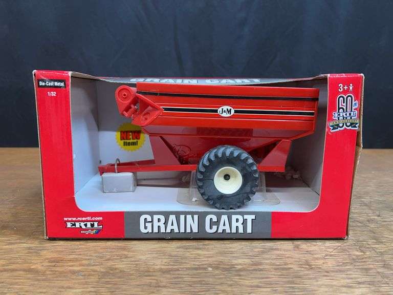 1/32 J&M Grain Cart NIB Ertl image