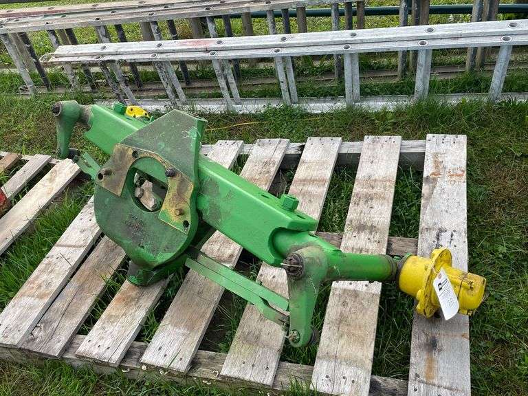 John Deere Wide Front End image