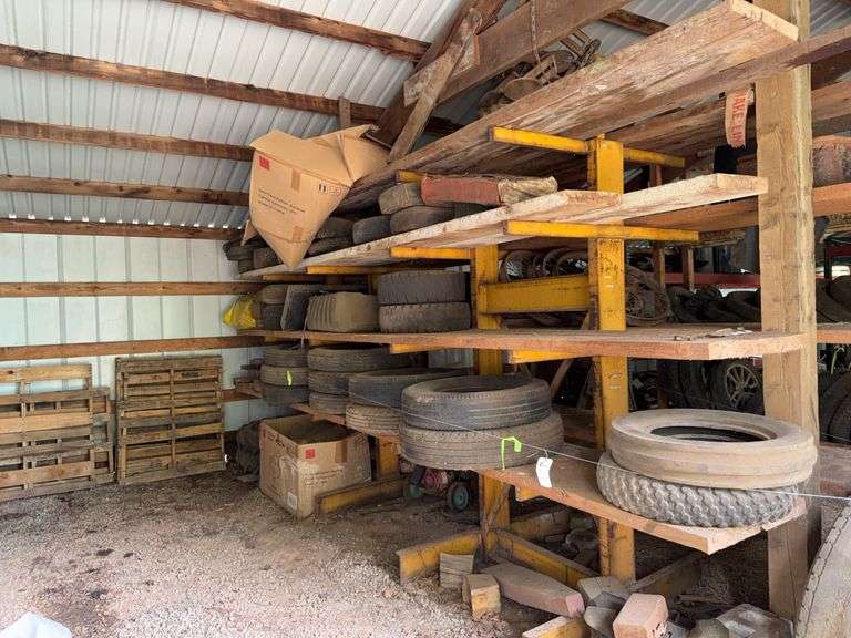 Steel Rack with Tires image