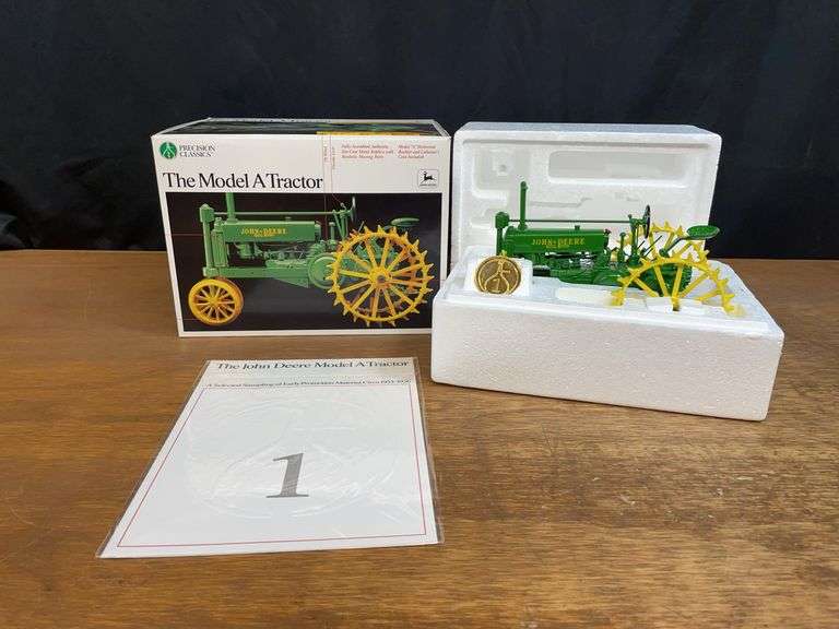 1/16 John Deere A Precision NIB Ertl image