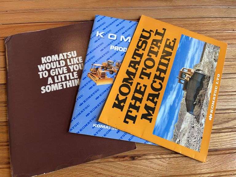 (3) Komatsu Sales Literature image