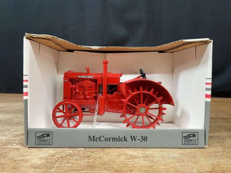 1/16 McCormick W-30 Special Edition NIB SC image