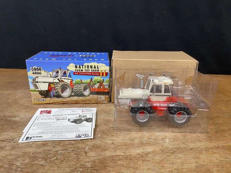 1/32 Case 4890 2014 NFTS NIB Ertl image
