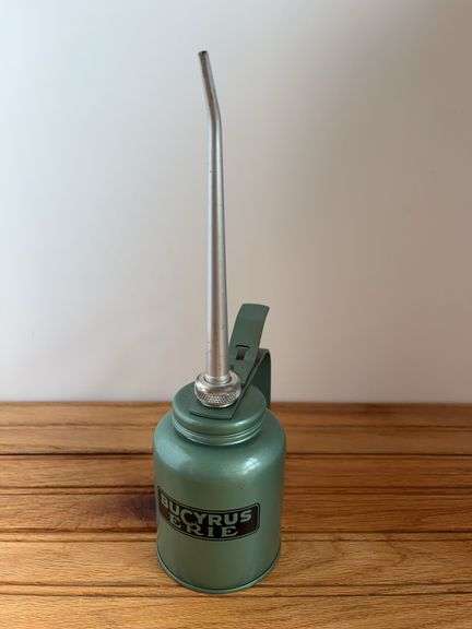 Bucyrus-Erie Oil Can image