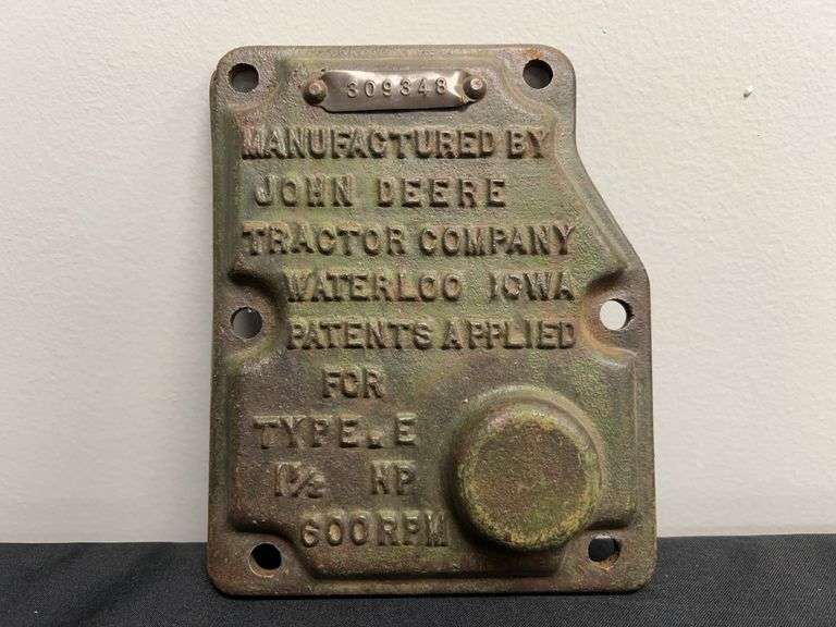 John Deere Type E Engine Cover Plate image