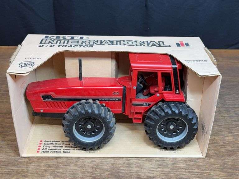 1/16 IH 6388 NIB Ertl image
