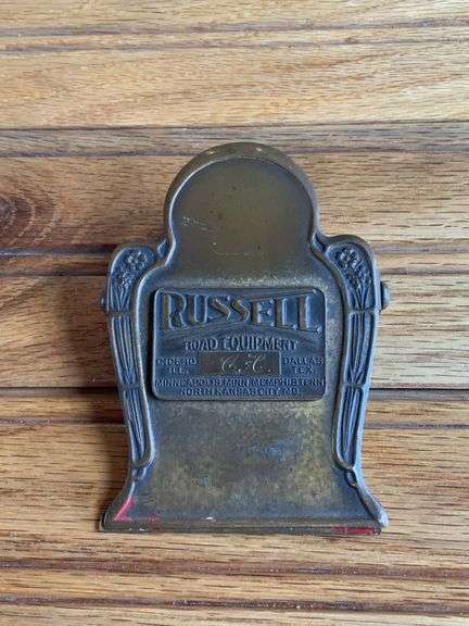 Russell Road Equipment Brass Clip image