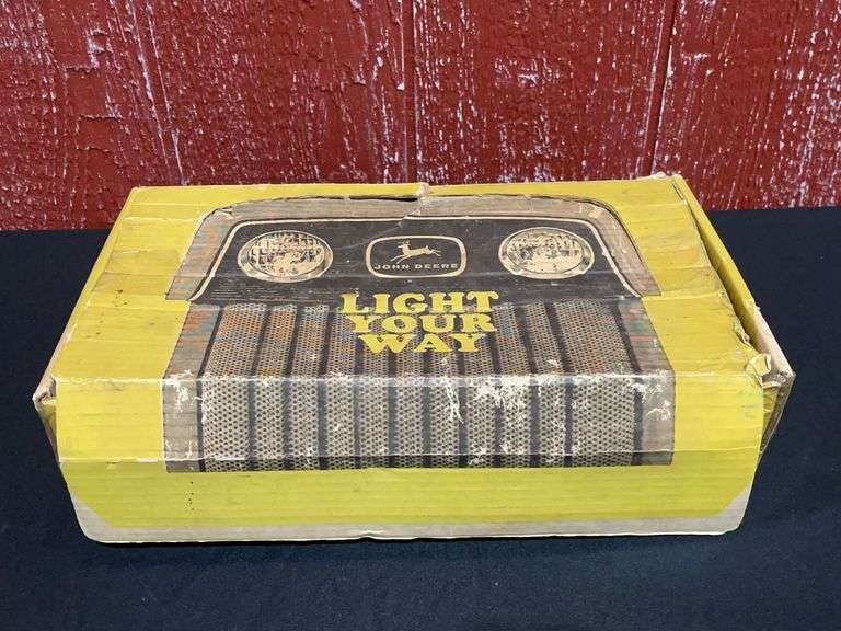 John Deere 110/112 L&G Tractor Light Kit image