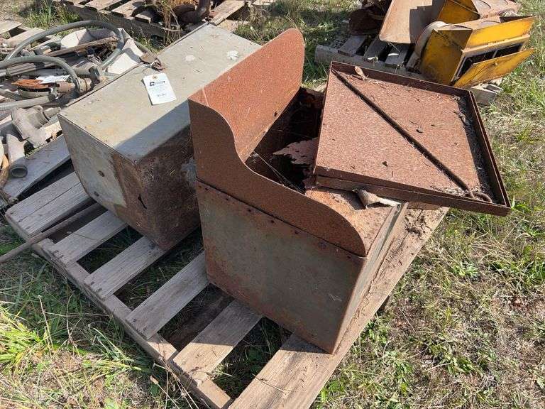 Toolbox and Coal Box image