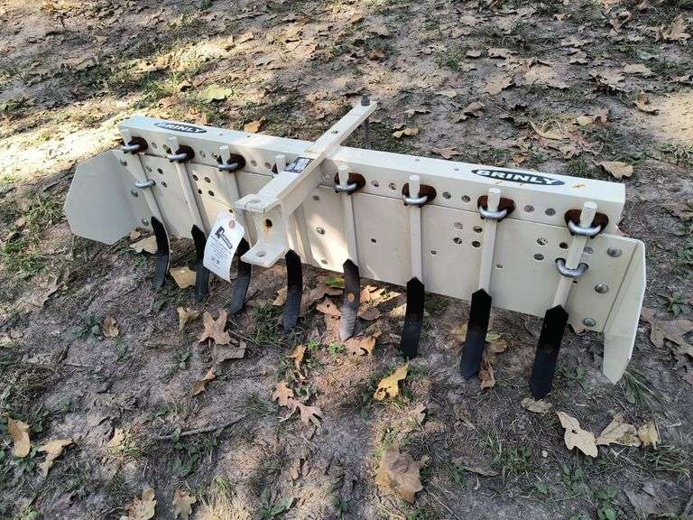 Restored Brinly Tool Bar Box Blade w/ Scarifier image