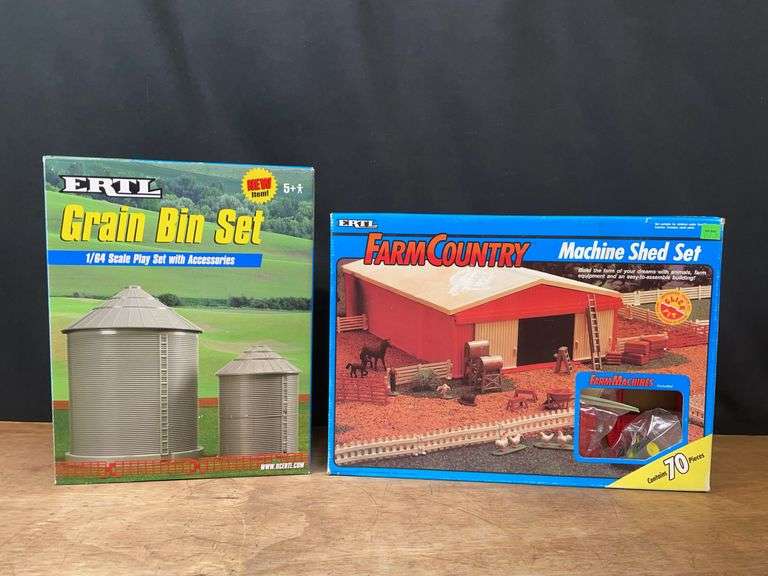 (2) 1/64 Farm Country Sets Ertl image