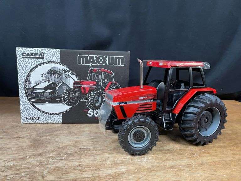 1/16 Case-IH Maxxum 5250 50,000th NIB Ertl image