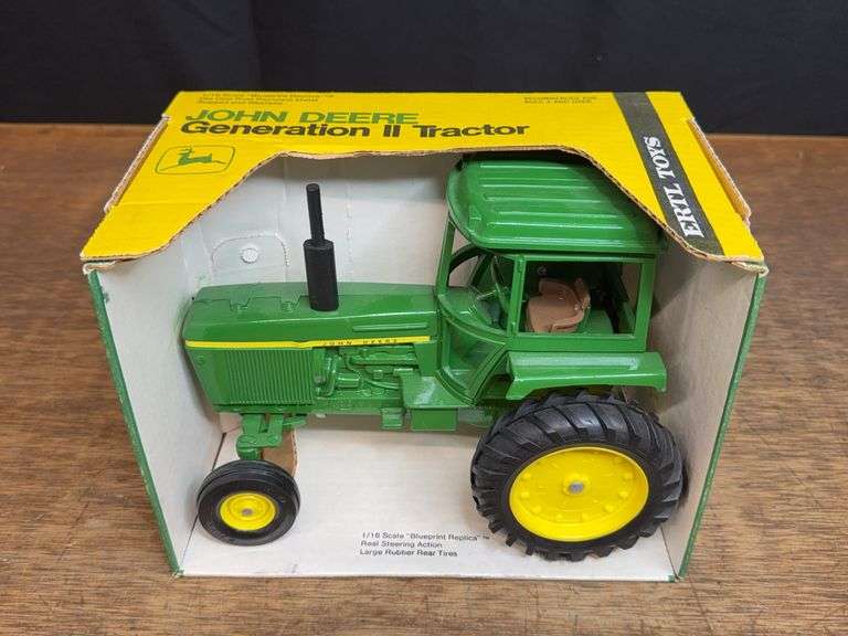 1/16 John Deere 4430 NIB Ertl image