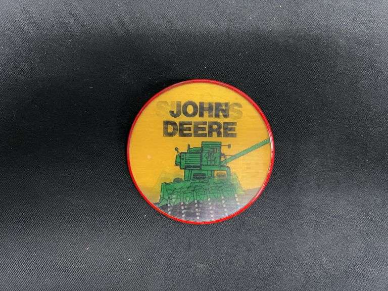 John Deere Side Hill Combines Holographic Button image