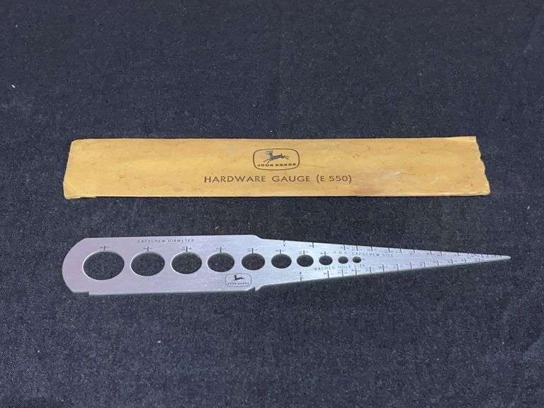 John Deere Hardware Gauge image