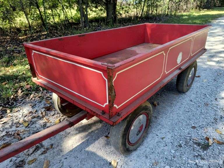 Wheel Horse 4-Wheel Wagon image