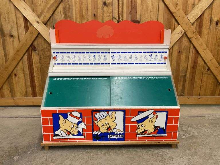3 Little PIgs Toy Box image