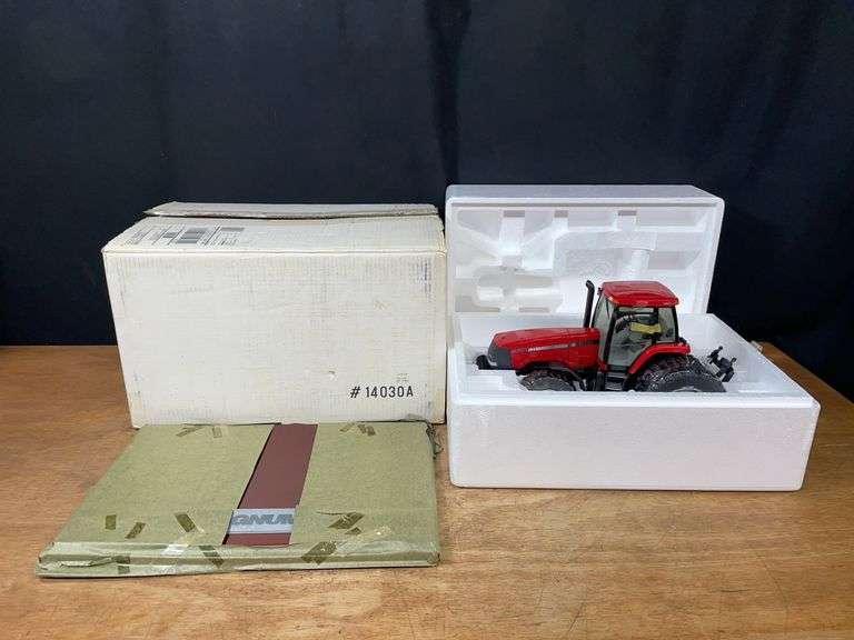 1/16 Case-IH MX270 1999 Collector NIB Ertl image