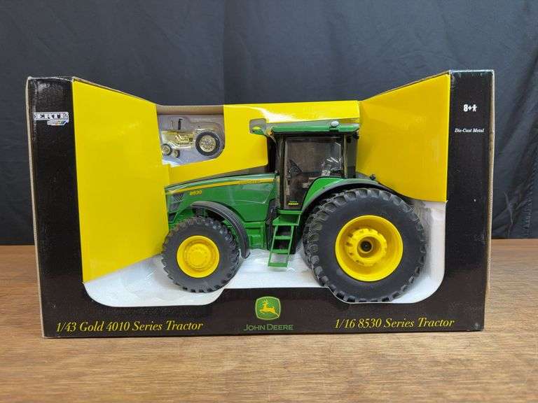 1/16 John Deere 8530 Waterloo Collector Series NIB Ertl image