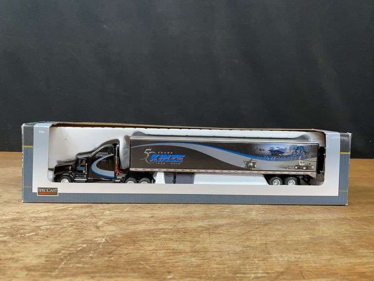 1/64 Kinze 50 Years Semi NIB SC image