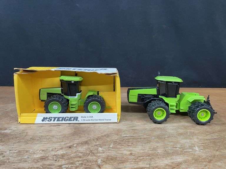 (2) 1/32 Steiger Pump + Cougar image