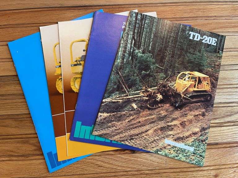 (5) International Crawler Sales Literature image