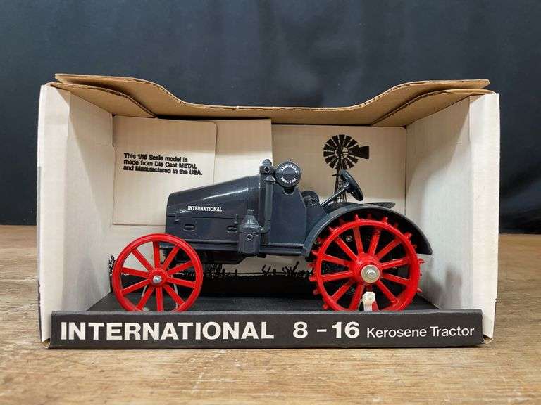 1/16 IHC 8-16 Kerosene NIB SM image