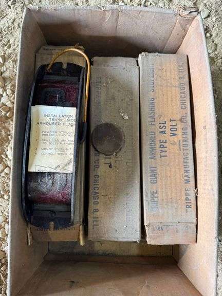 (6) Armored Stoplights NOS image