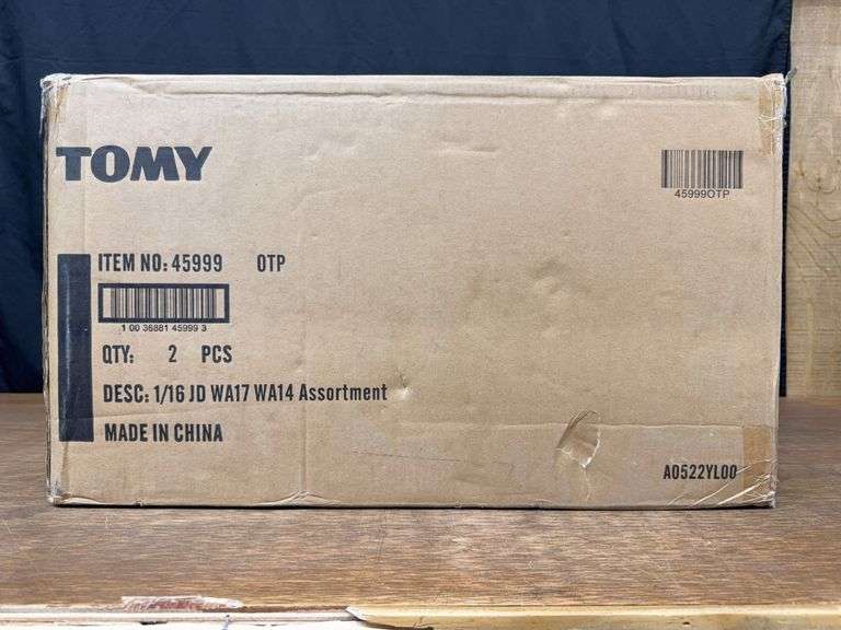 (2) 1/16 John Deere WA-17 + WA-14 NIB Ertl image