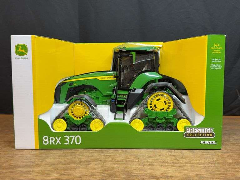 1/16 John Deere 8RX 370 Prestige NIB Ertl image