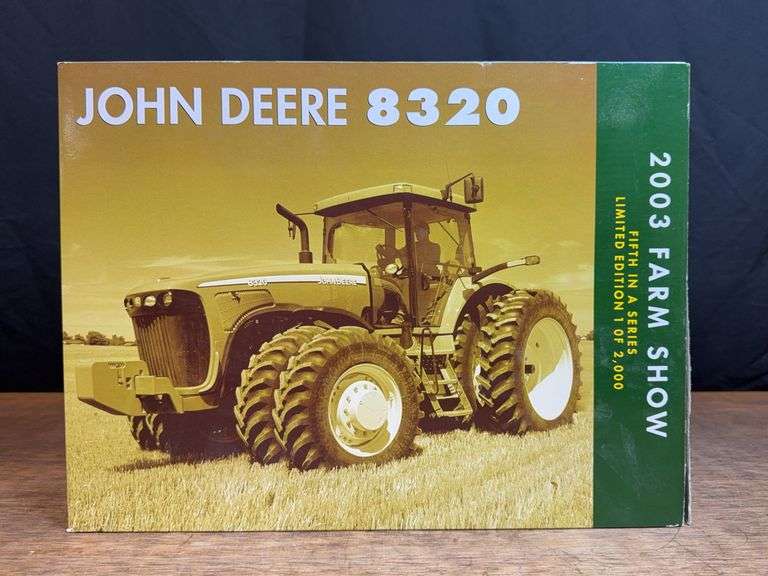 1/16 John Deere 8320 2003 Farm Show NIB Ertl image