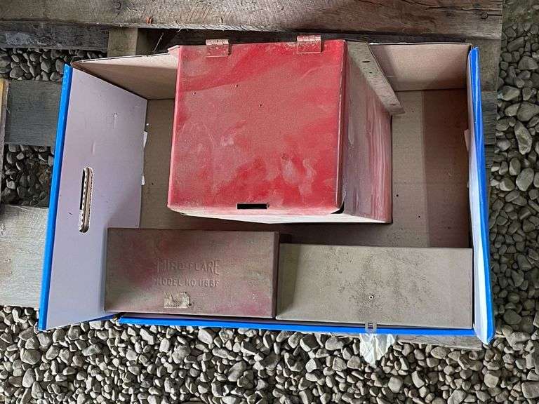 (3) Flare Pots + Reflector Kits image