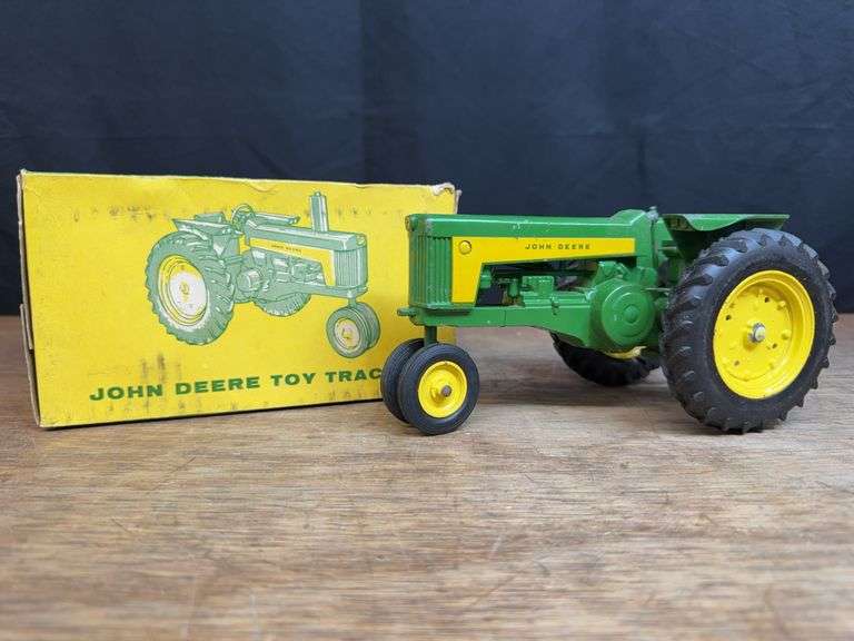 1/16 John Deere 630 Ertl image