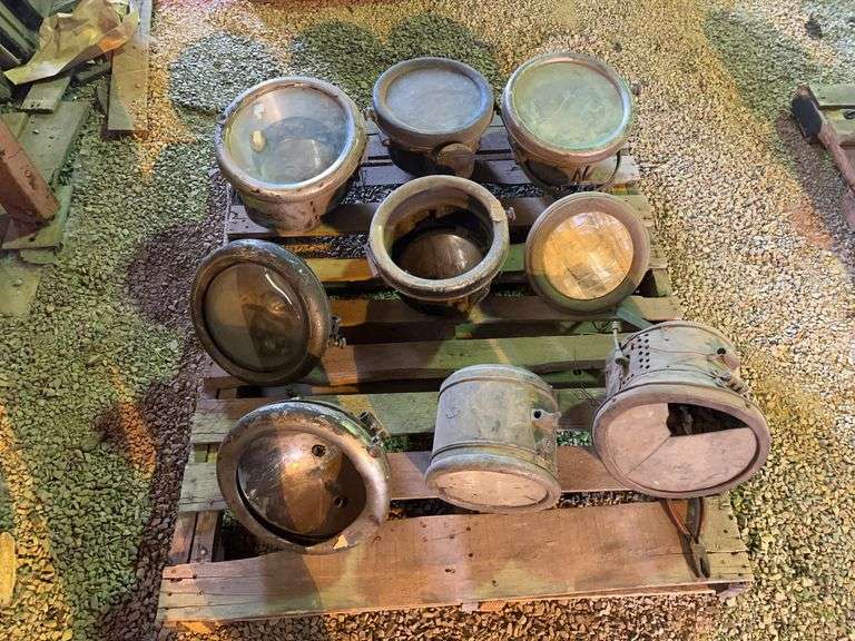 Headlights And Spotlights image